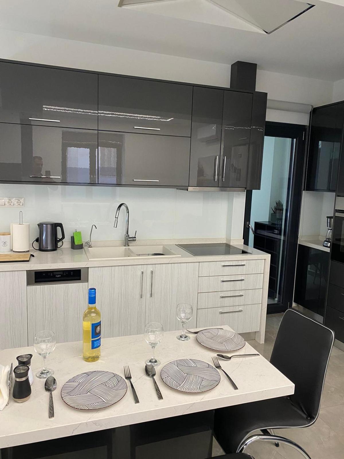 Ivory Style Maisonette Near Downtown Villa Heraklion  ภายนอก รูปภาพ